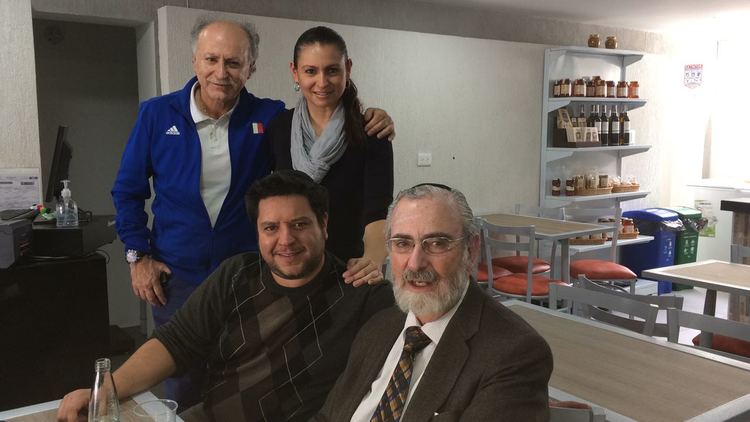 Alex y Vera De La Rosa, Sídney Cadosch y Rabino Alfredo en Grill Kosher